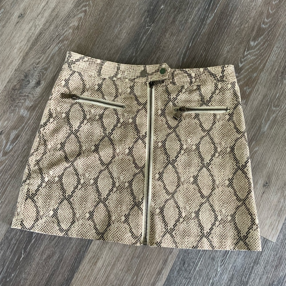 She and sky mini skirt